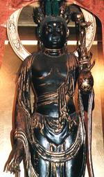 十一面観音立像の写真。