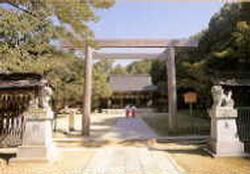 四條畷神社の外観