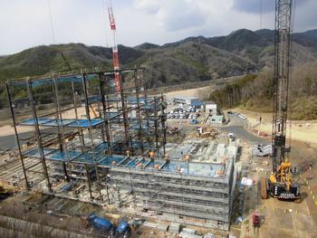 敷地南側から撮影した施工中（平成29年2月）の様子