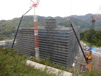 敷地南側から撮影した施工中（平成29年9月）の様子