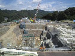 ごみピット地下部施工中（平成28年8月）の様子