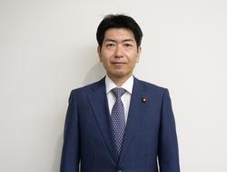 堤　征一郎議員の写真