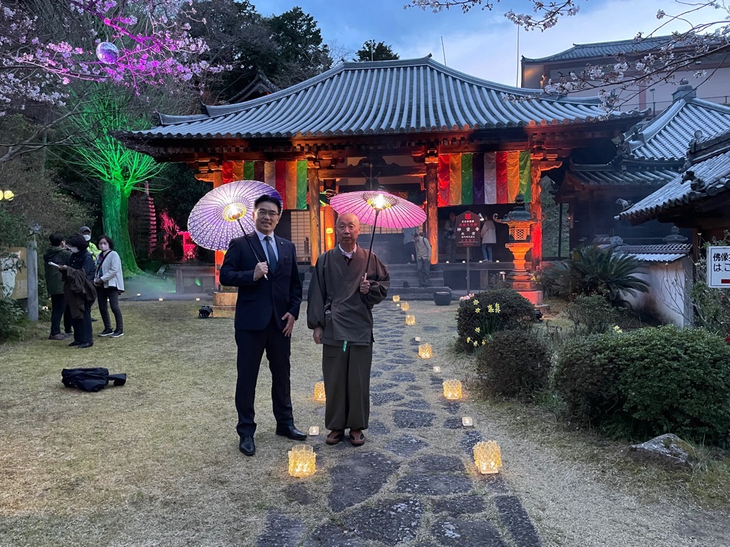 神童寺ライトアップの写真