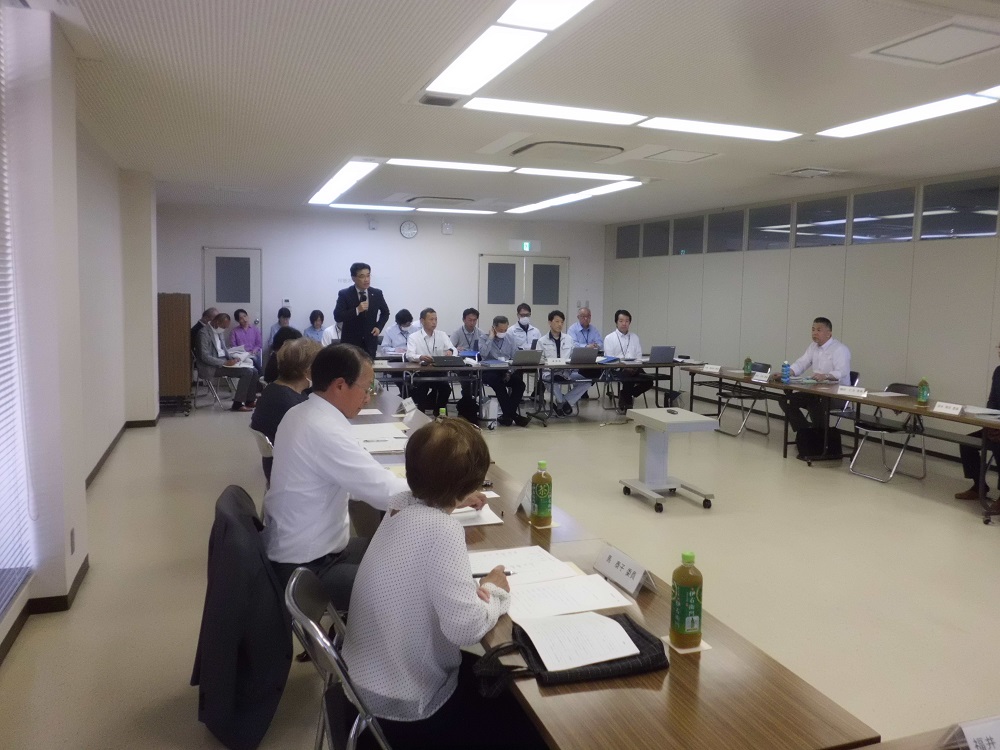 木津川市水道料金および公共下水道使用料審議会の写真