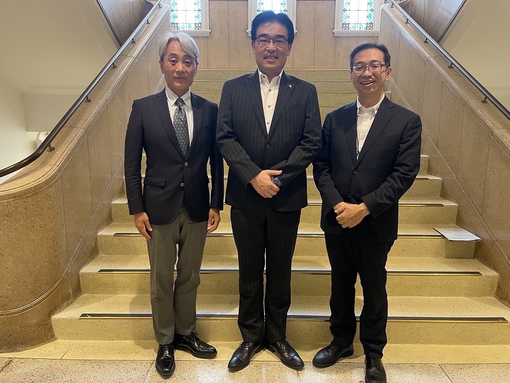 文化庁訪問の写真