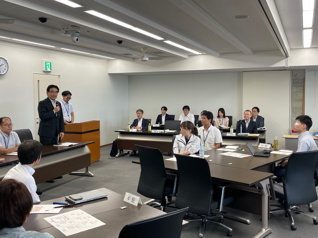 近畿財務局京都財務事務所による財務職員研修の写真