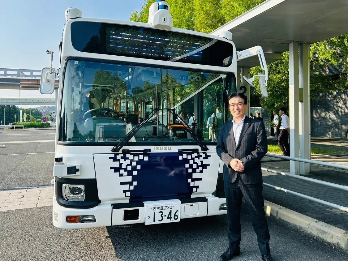 自動運転大型バス実証運行（精華町）の写真