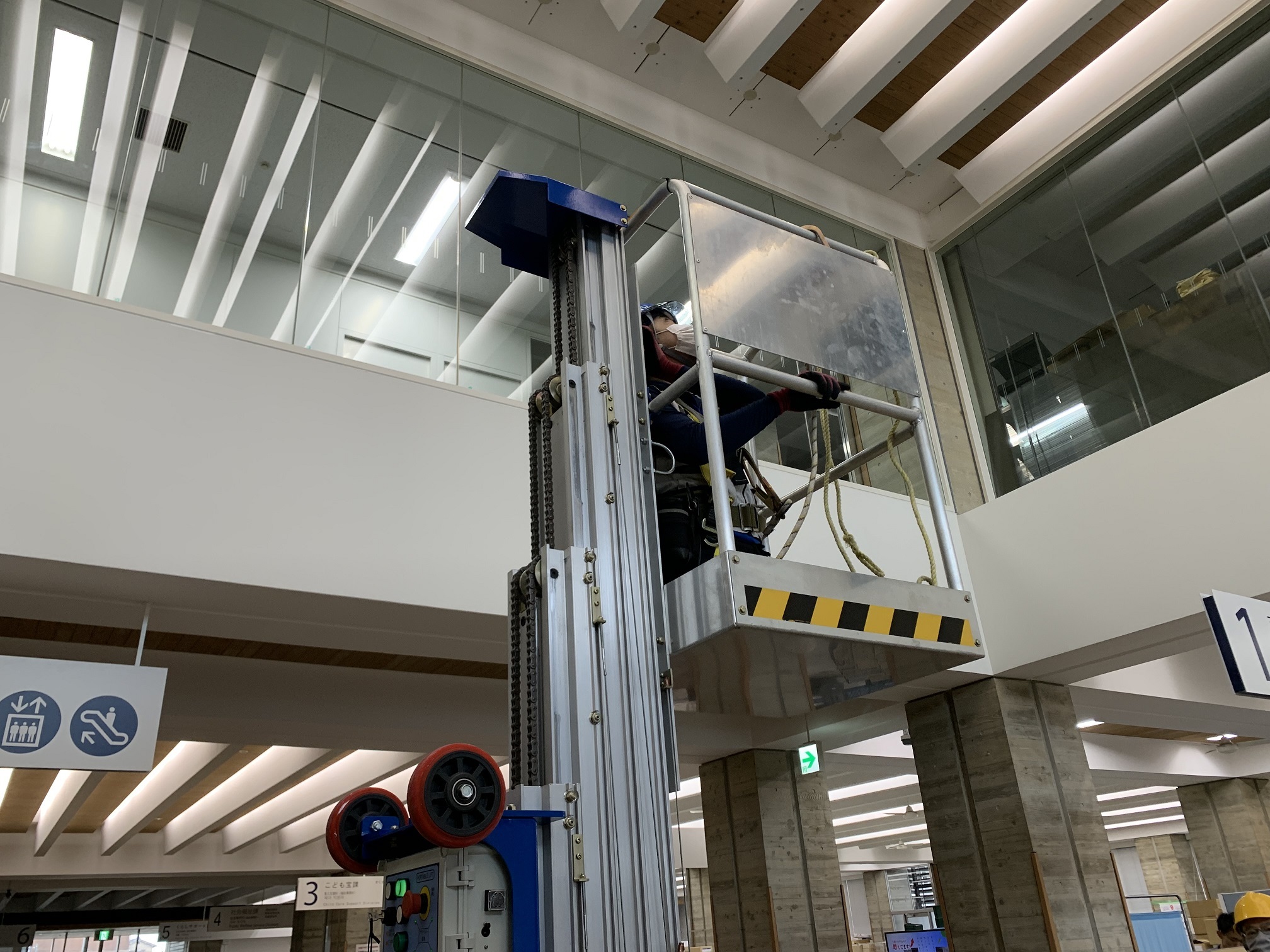 設営本番の様子2