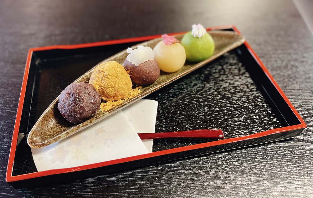 「5色のこはぎ」の写真1