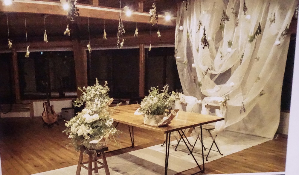 森のウェディングの写真