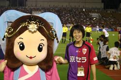 河井市長といづみ姫の写真