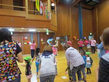 清水保育園「ほのぼのうんどうかい」の様子