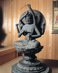 木造愛染明王坐像の写真