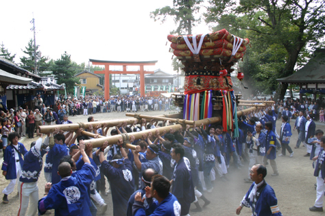 木津御輿太鼓祭の様子