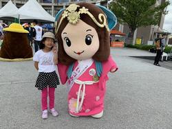 参加者といづみ姫の写真2