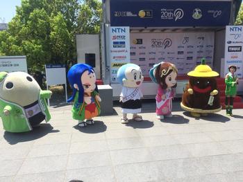 レースの迫力にみんなビックリです