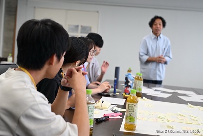 会議の様子その15