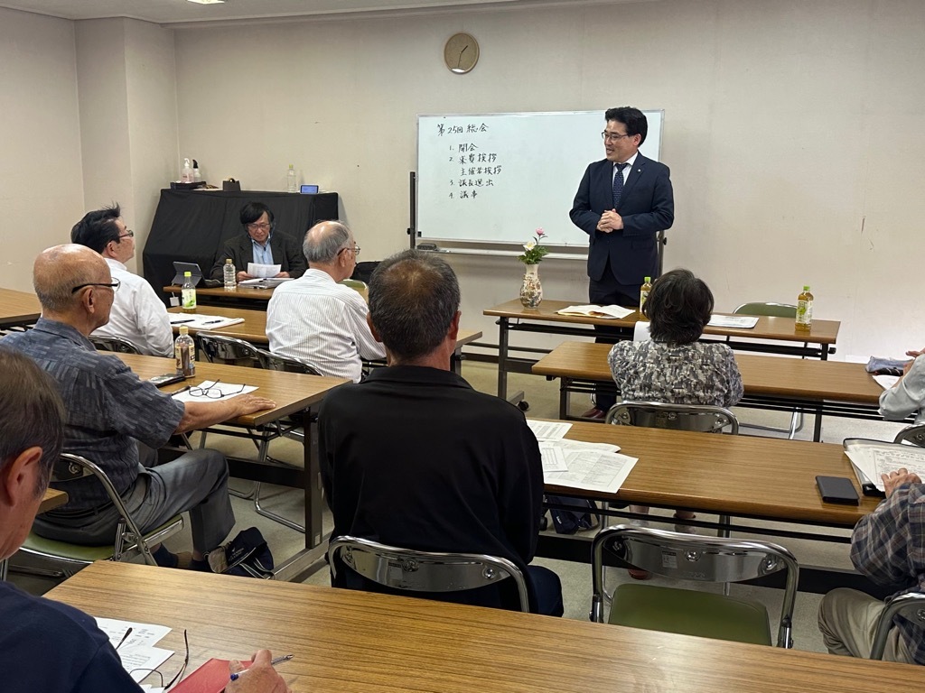 ふるさと案内加茂総会での市長挨拶の様子