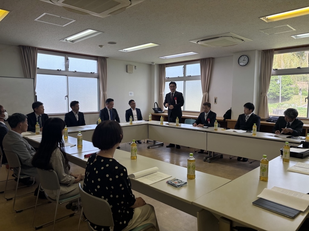 上下水道協同組合総会での市長挨拶の様子