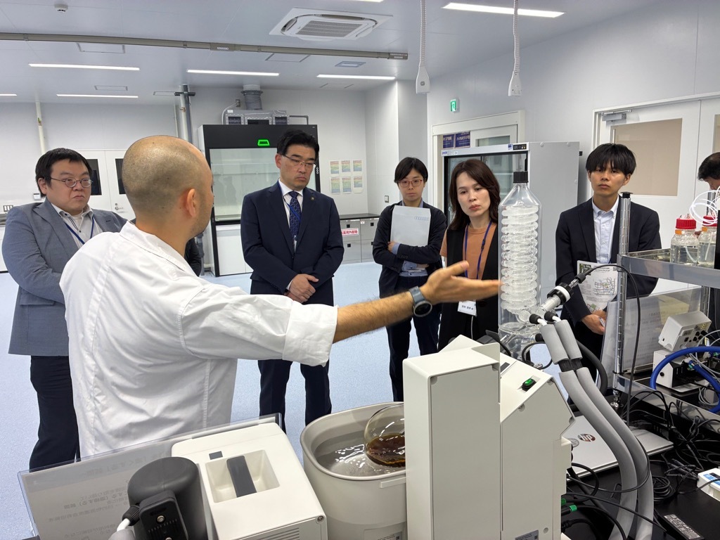 ライトバイオものづくりセンターお披露目会の様子