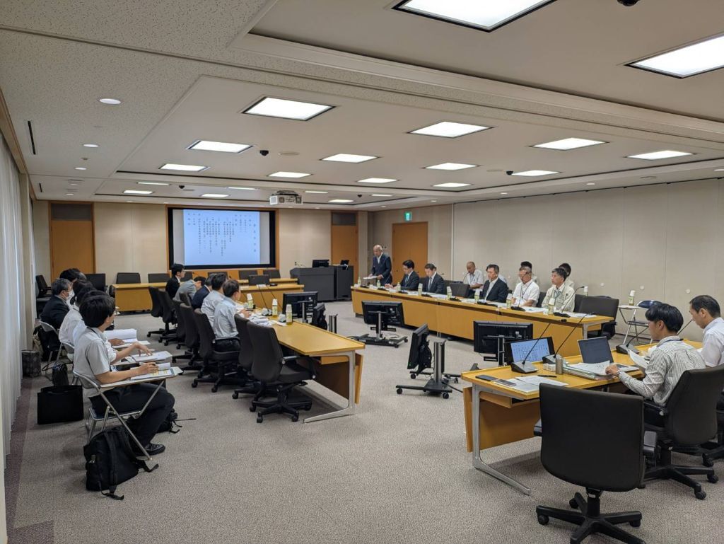 国道163号整備促進期成同盟会会議の様子