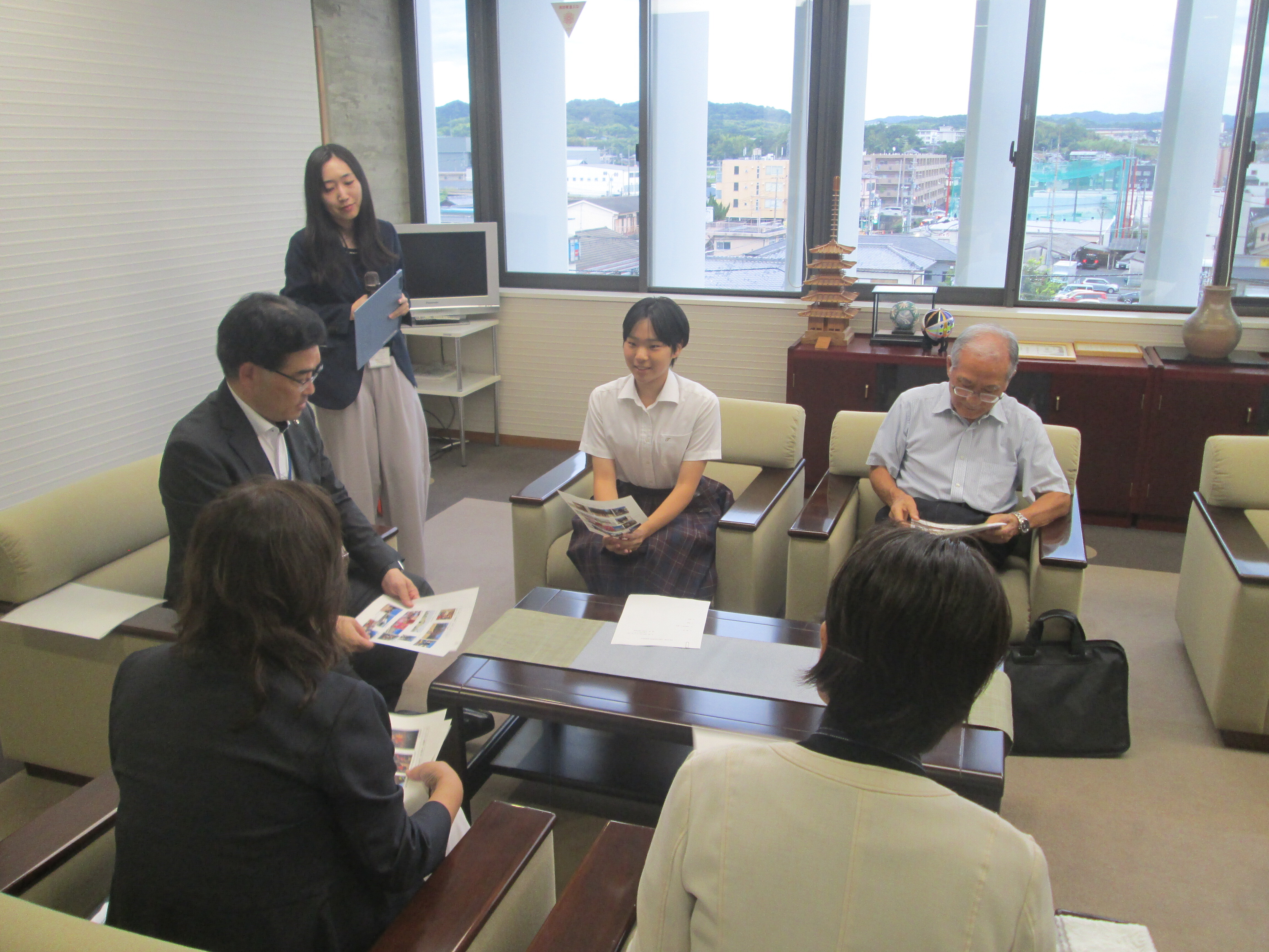 サンタモニカ交換事業報告の様子