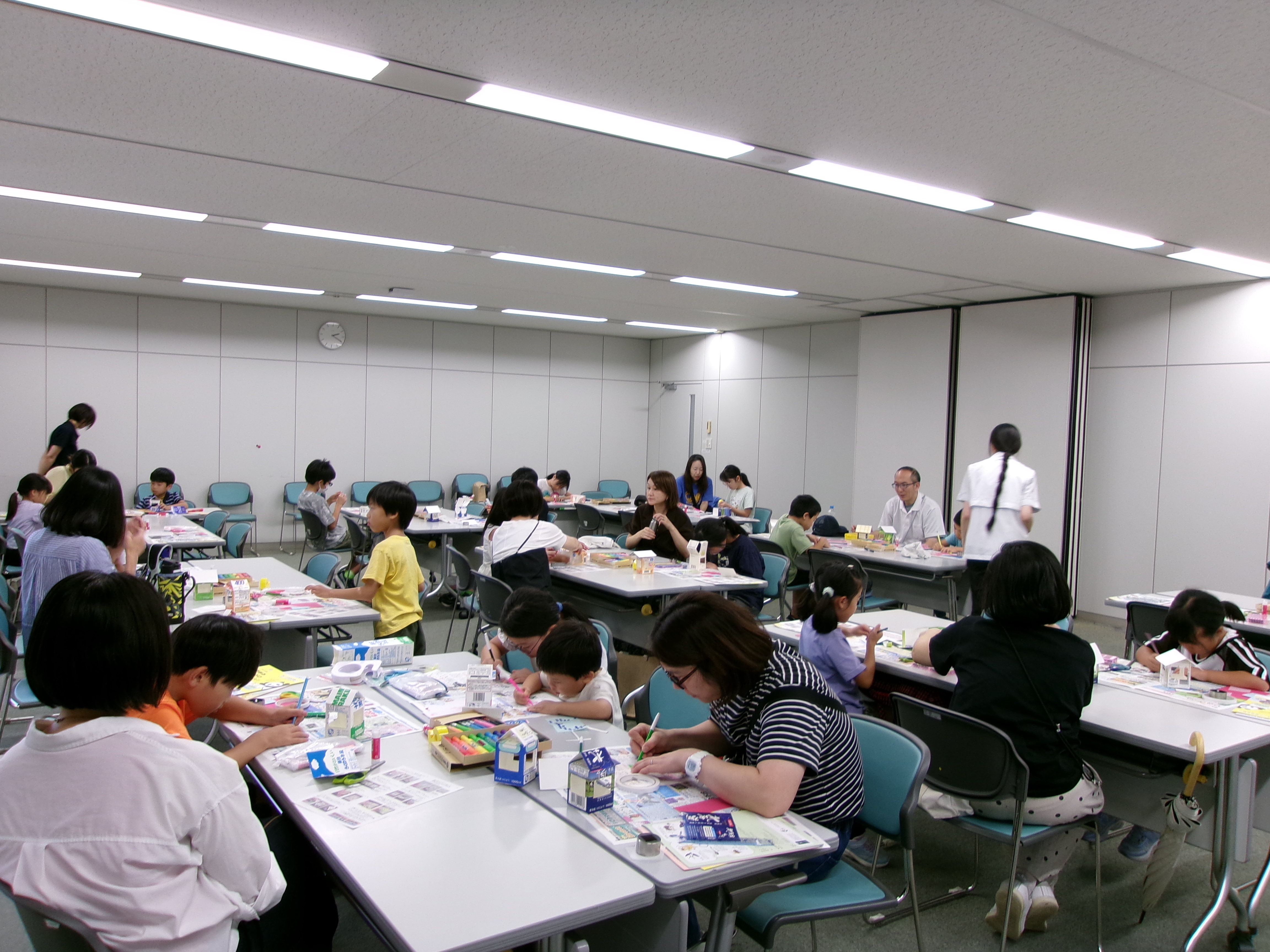 ソーラー工作教室の様子