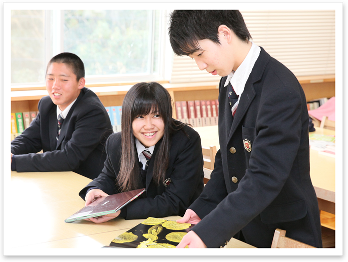 京都府立木津高等学校の学生の写真